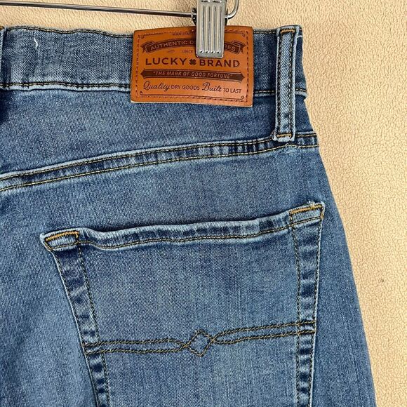 Lucky Brand Jeans Mens 31X30 Blue Denim 221 Straight Red Label Lucky You Patch - Picture 3 of 6